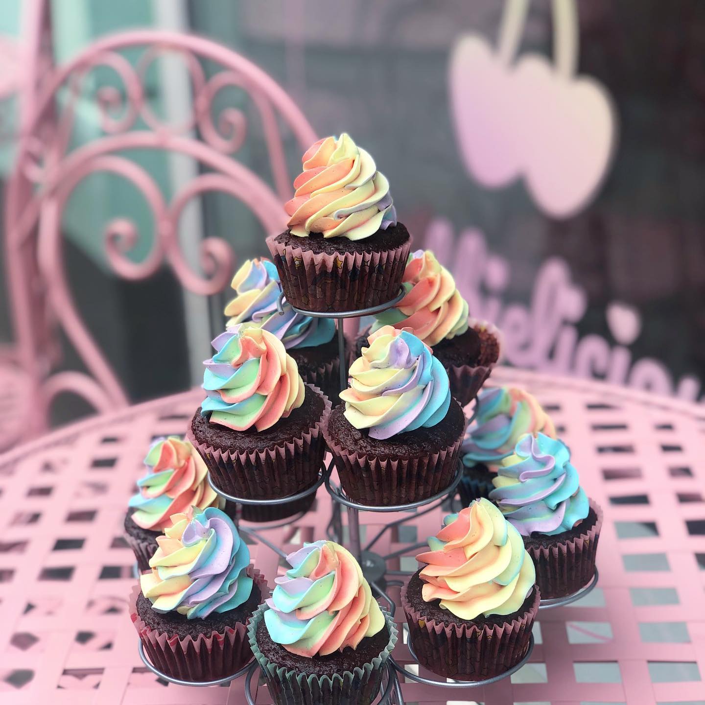 Prise Regnbue cupcakes